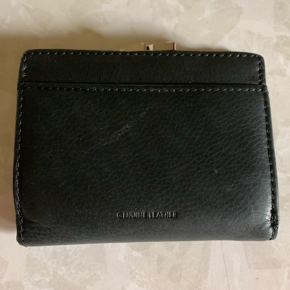 Mundi Leather Wallet